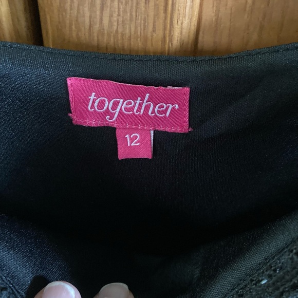 Braided straps, swingtop Size 12-14 Beautiful asymmetrical floral pattern Vfront - Picture 9 of 11